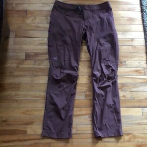 Arc’teryx Pallisade Womens Pants Size 10 NWOT